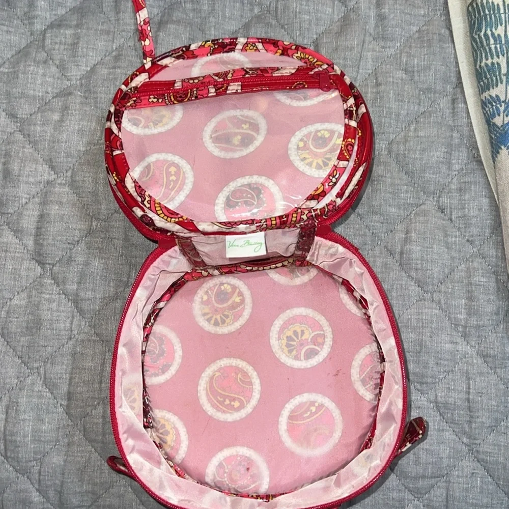 Vera Bradley retired red paisley hanging cosmetic bag and case - Picture 10 of 12